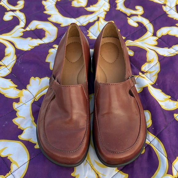 Dansko Clogs Leather - Picture 1 of 2